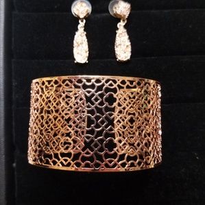 NWOT Rose Gold Earrings + Bracelet Set